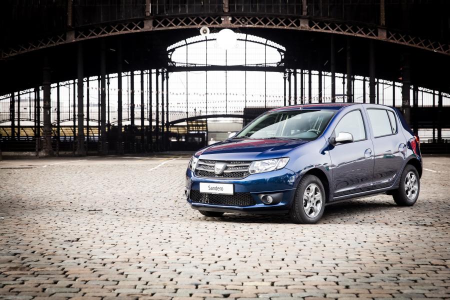  Dacia Sandero Prime Special Edition 2015 года  (фото 10 из 17)